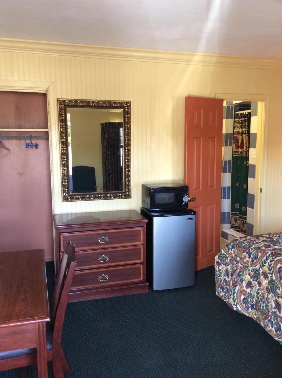 Greenlawn Motel แอทมอร์ ภายนอก รูปภาพ